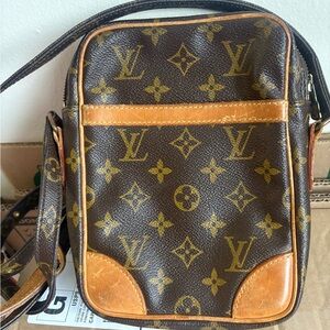 Auth LOUIS VUITTON Danube Shoulder Bag Monogram Leather Brown France